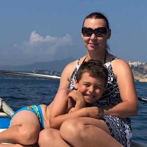 Meet your Posher, Zaneta